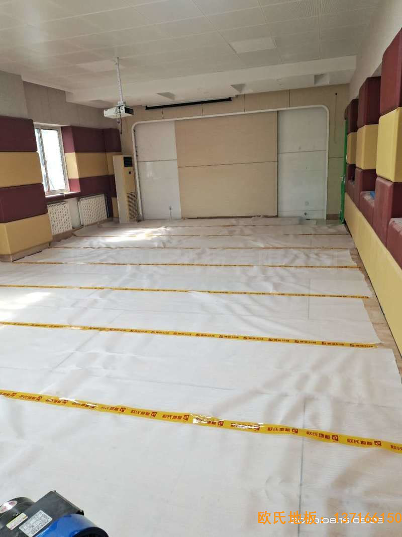 北京中國礦業(yè)大學附屬中學體育地板施工案例