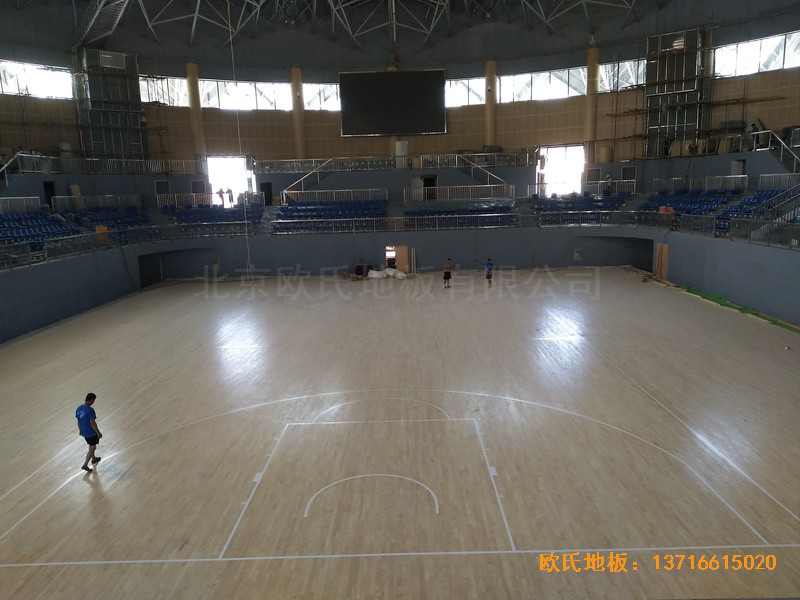 湖南黃花坪體育館體育地板安裝案例5