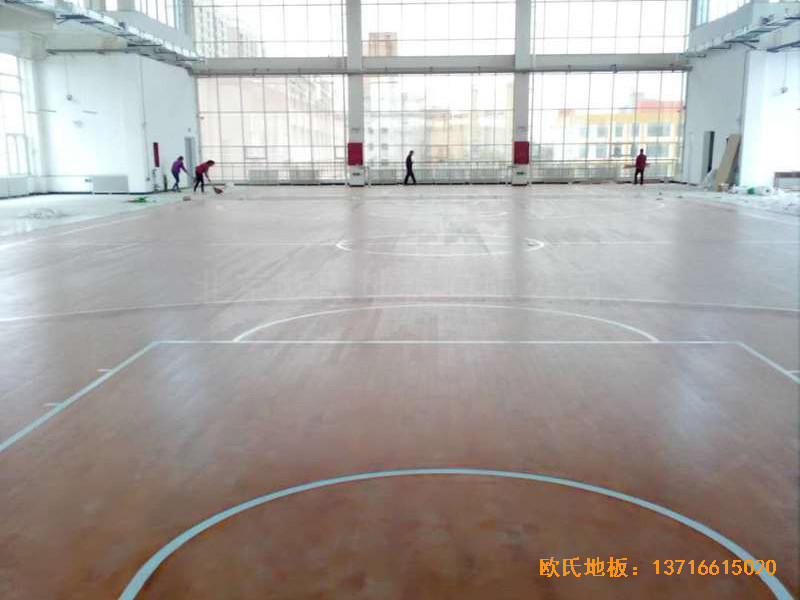 甘肅天水清水縣農(nóng)業(yè)學院籃球館體育地板鋪設案例5