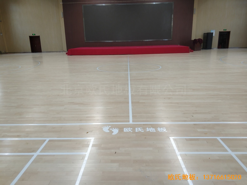 鄭州四中體育館運(yùn)動木地板鋪設(shè)案例3